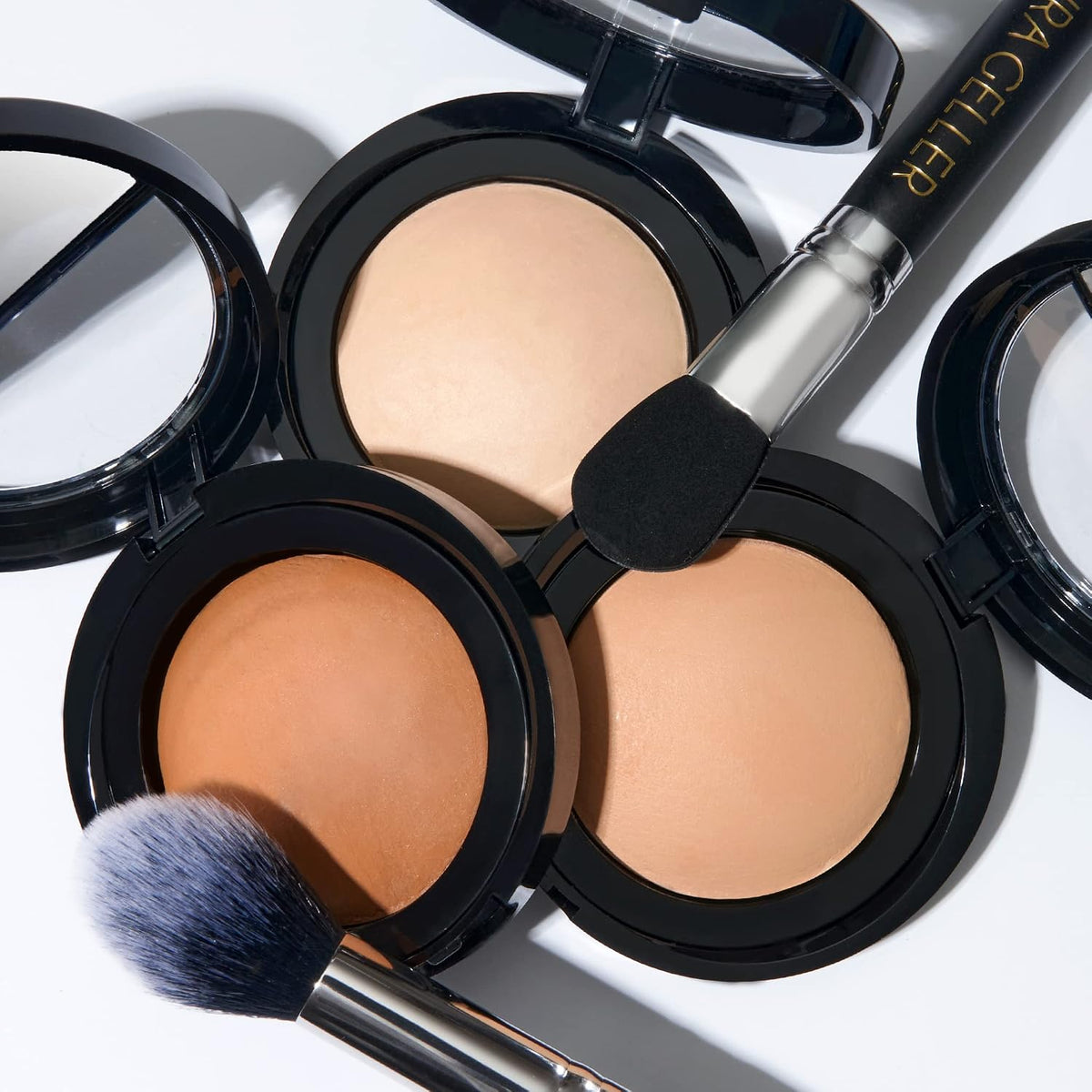 LAURA GELLER NEW YORK Baked Blurring + Setting Powder, Translucent Makeup Setting Powder For Soft-Focus Finish, Minimize Fine Lines and Pores, Light/Medium
